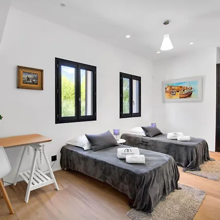 Villa Era Homebooker *